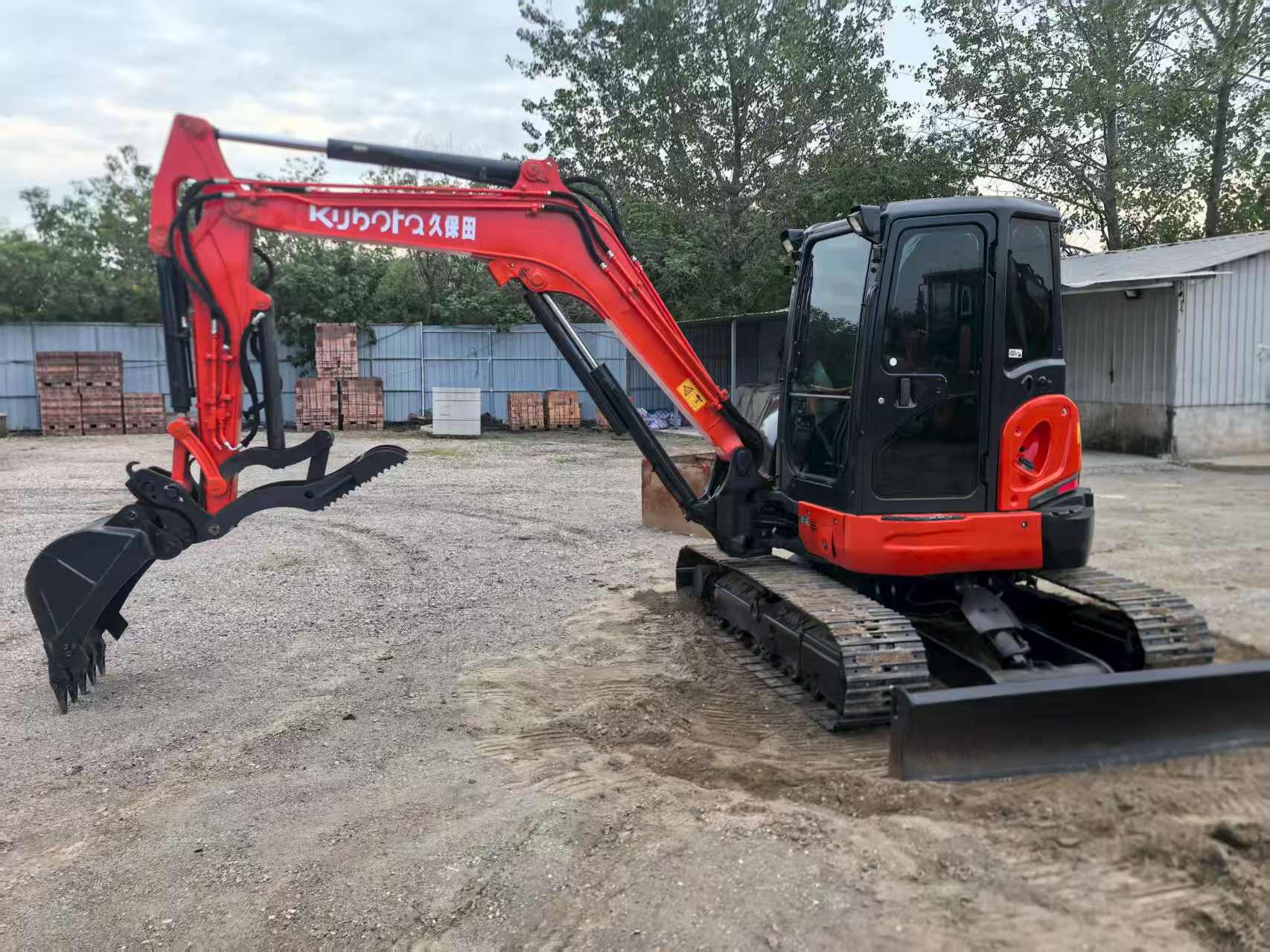2021 Kubota KX057-4