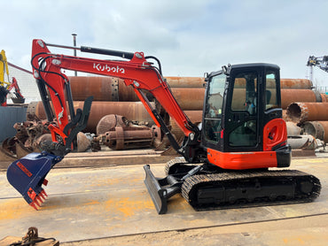 Kubota KX057