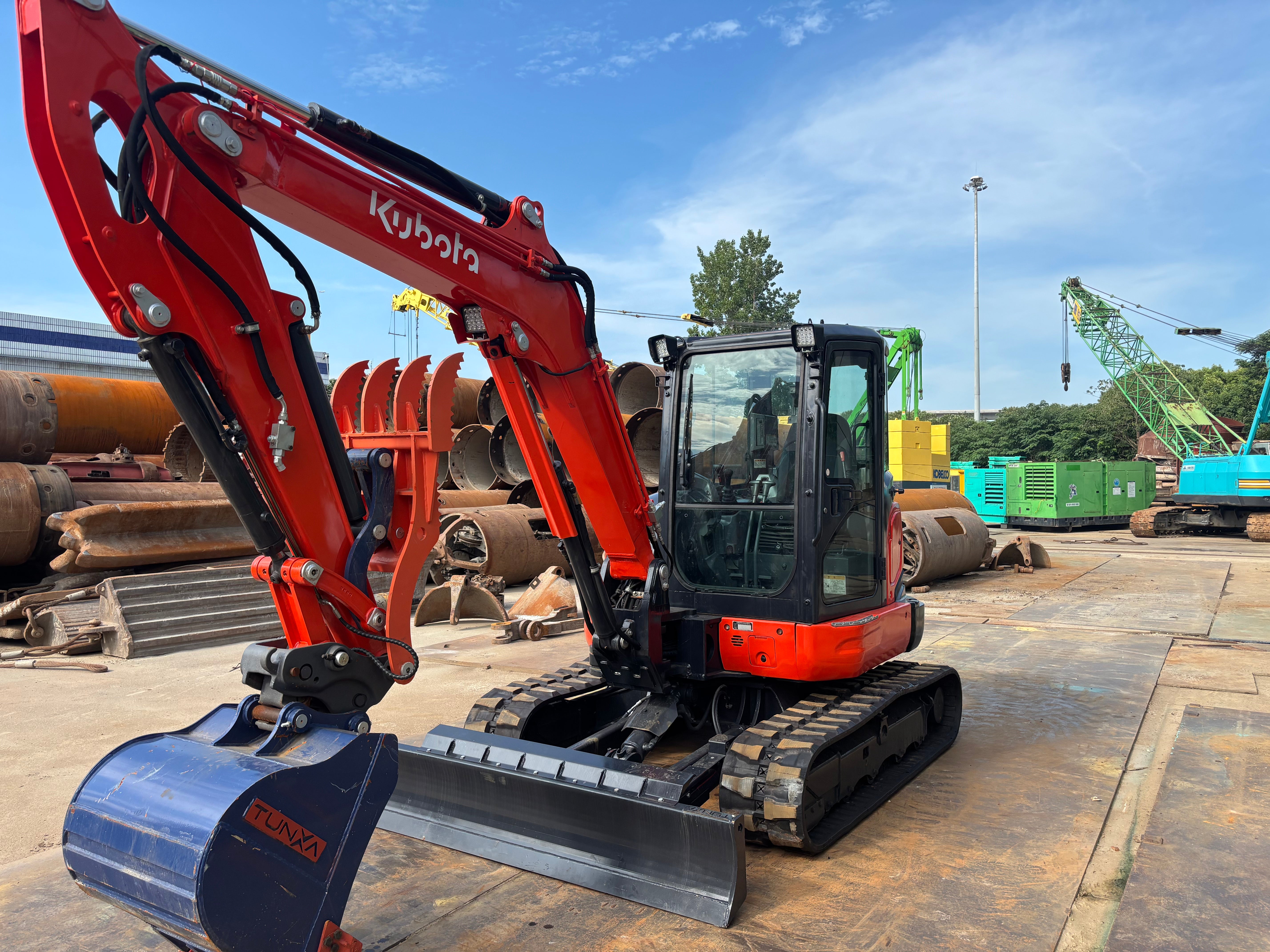 Kubota KX057-4