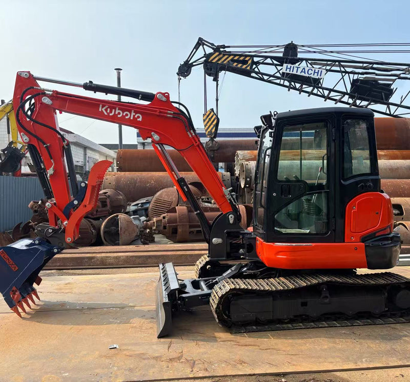 KUBOTA KX057-4