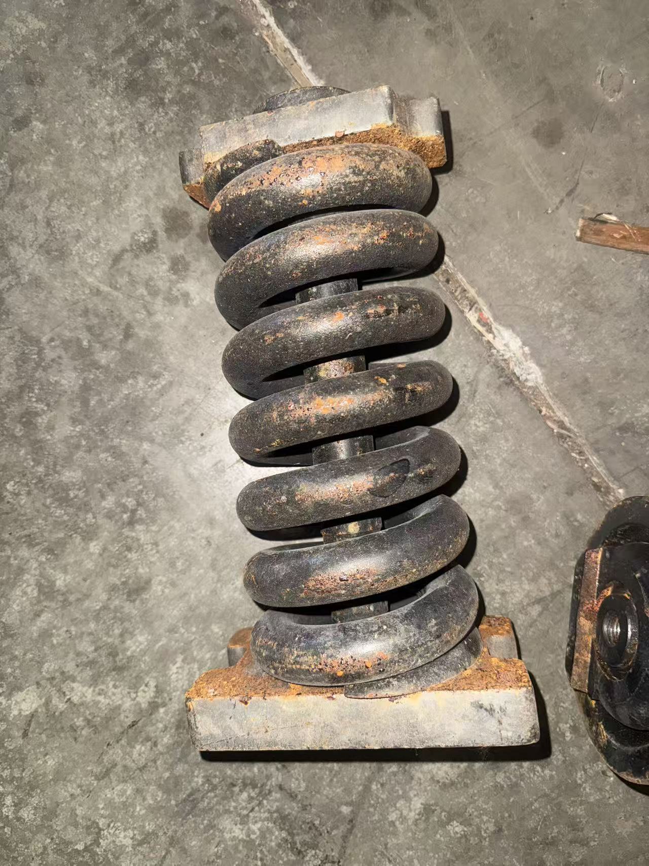 Import  kubota U55 KX57 155 163 165 idler spring
