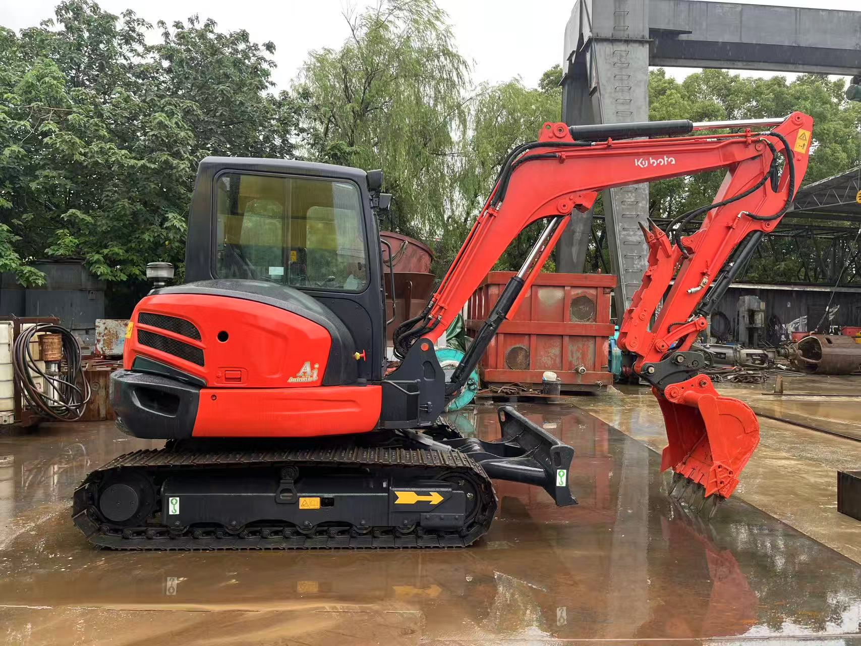 2021 Kubota KX057-4