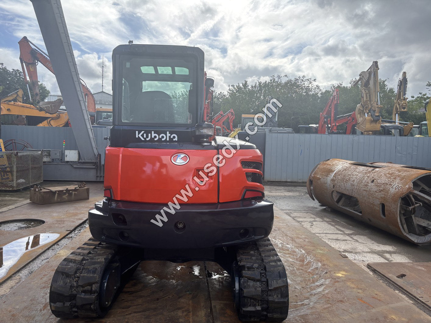 2023 Kubota KX057 -Rubber tracks, six-way dozer blade
