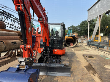 KUBOTA KX057-4